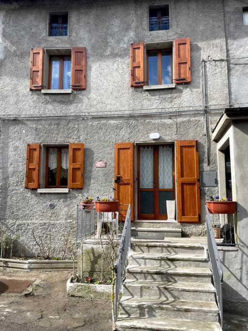 Casa Vacanze Ca' Di Lucchini 산 베네데토 발 디 삼브로 외부 사진