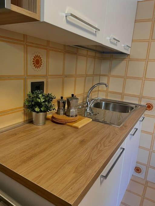 Casa Vacanze Ca' Di Lucchini 산 베네데토 발 디 삼브로 외부 사진